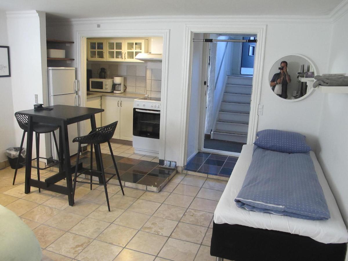 Sharon Guest house 3*
