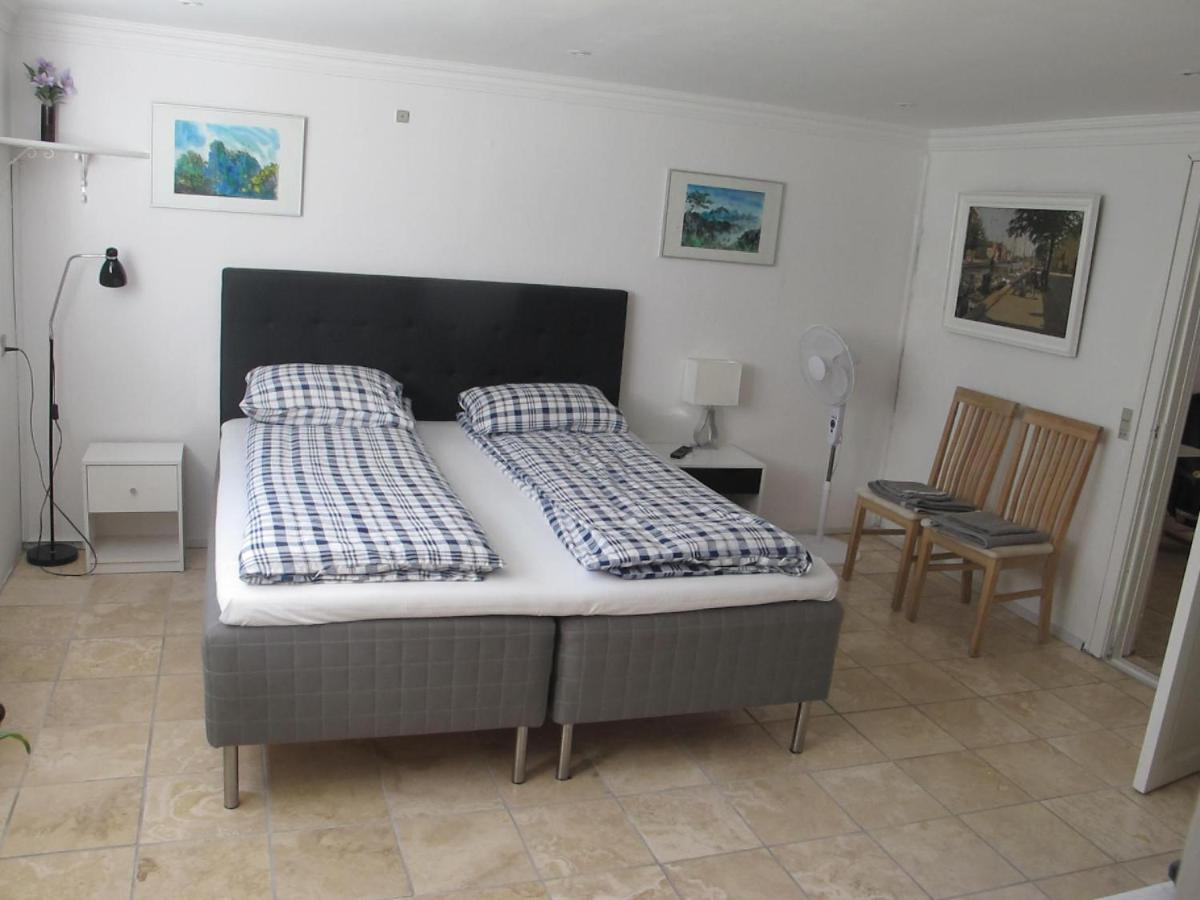 Sharon Guest house 3*