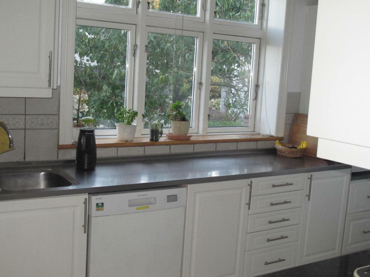 Sharon Guest house 3*