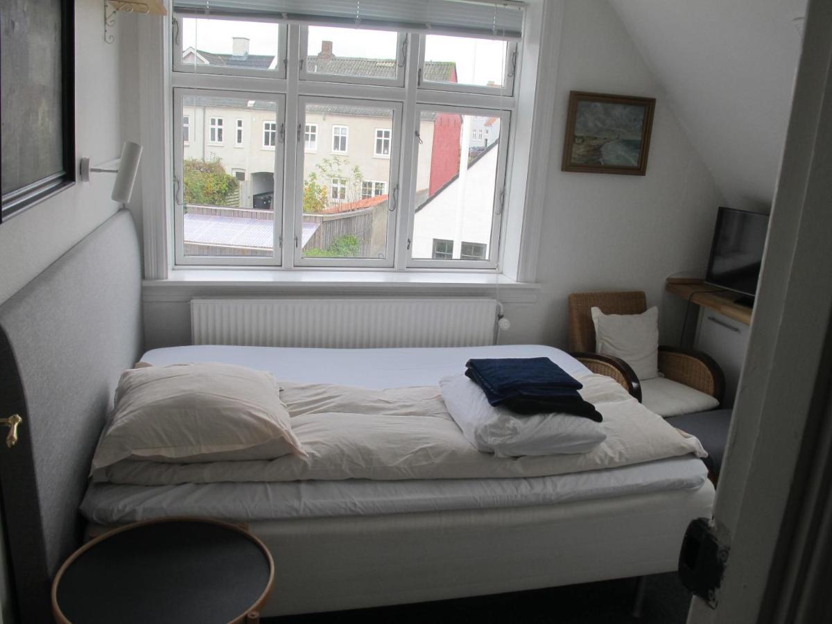 Guest house Sharon 3*